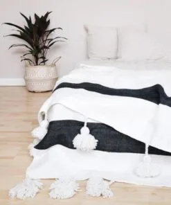 Amenzou White Blanket