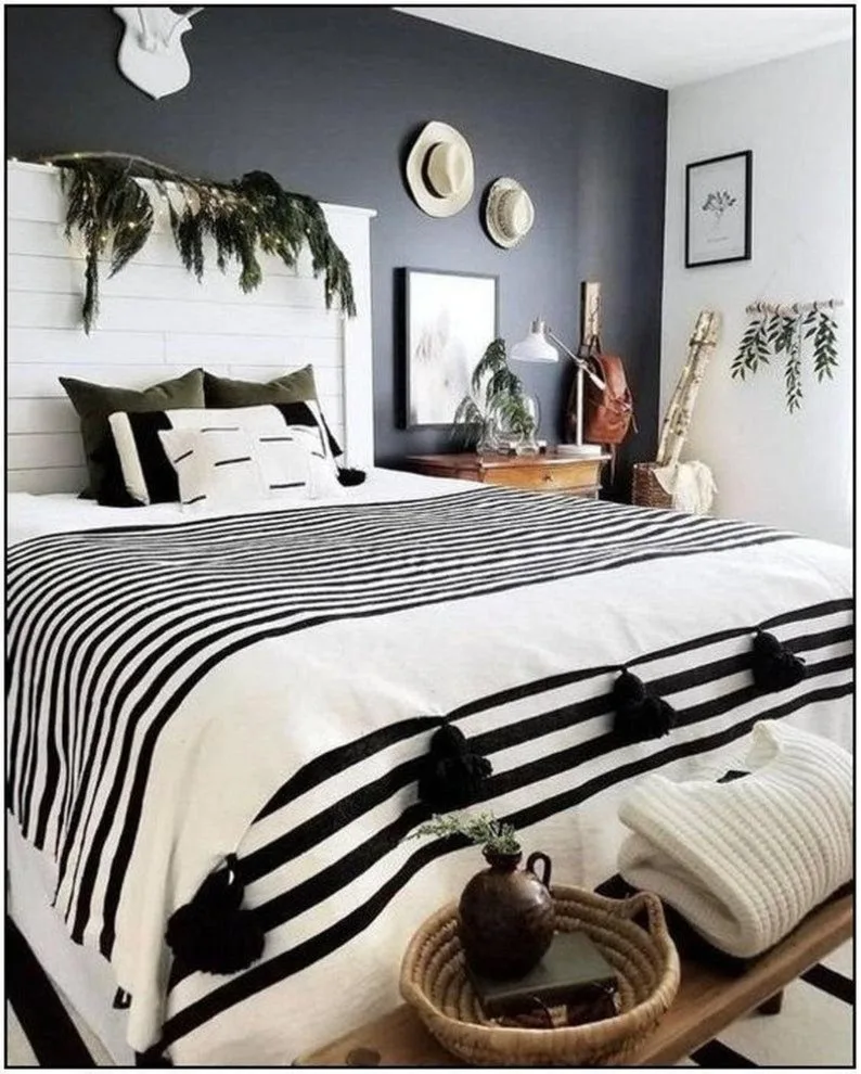 Ziri Black White Throw Blanket Ziri Black White Throw Blanket