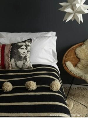 Iken Black and Beige Throw Blanket