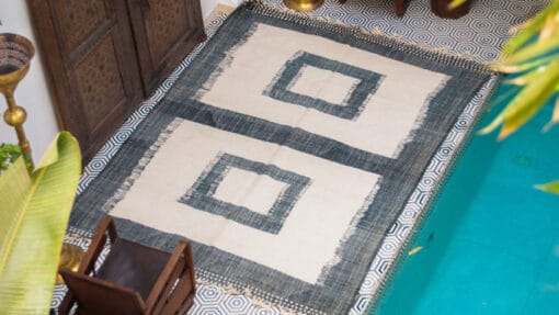 amina-moroccan-flat-woven-rug-12