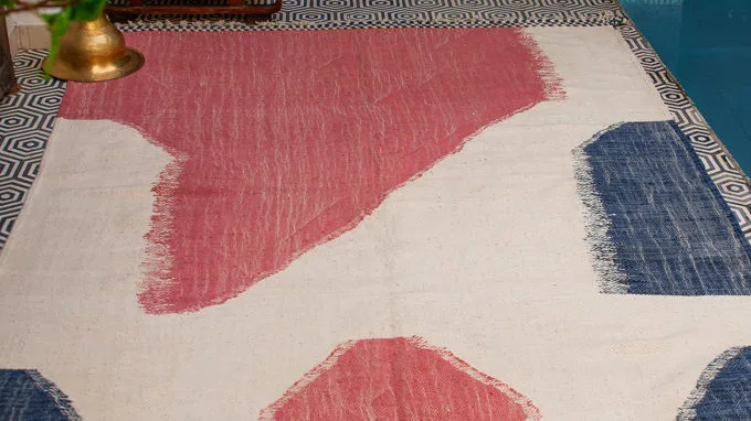 pinky-flat-woven-rug-4