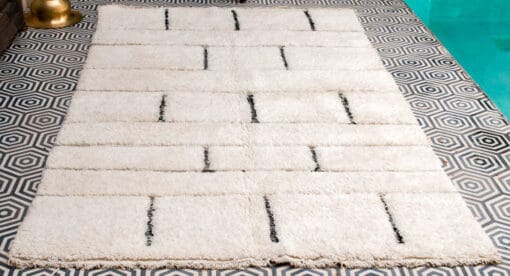 rachida-beniouaran-rug-3