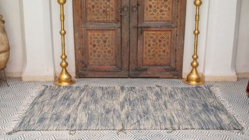 zanfi-handmade-flat-wool-rug-1